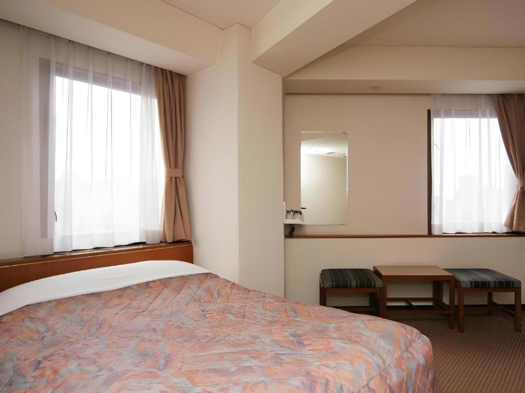 Marroad Inn Tokyo Fucsu Kültér fotó
